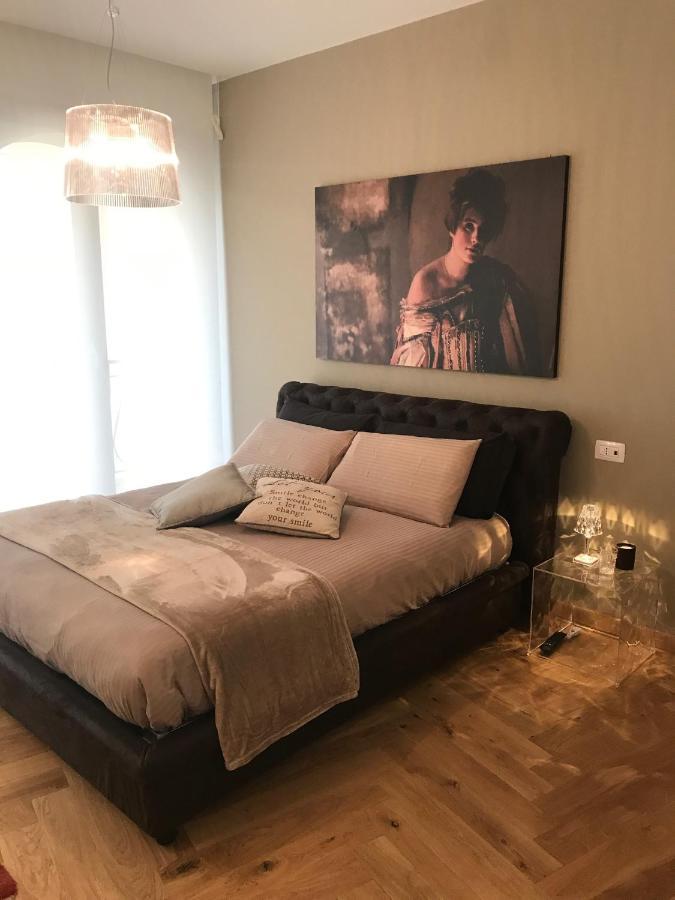 Suite La Castellana Torri Del Benaco Extérieur photo