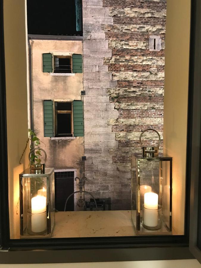 Suite La Castellana Torri Del Benaco Extérieur photo