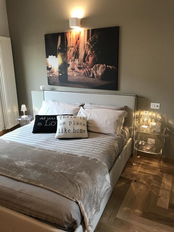 Suite La Castellana Torri Del Benaco Extérieur photo