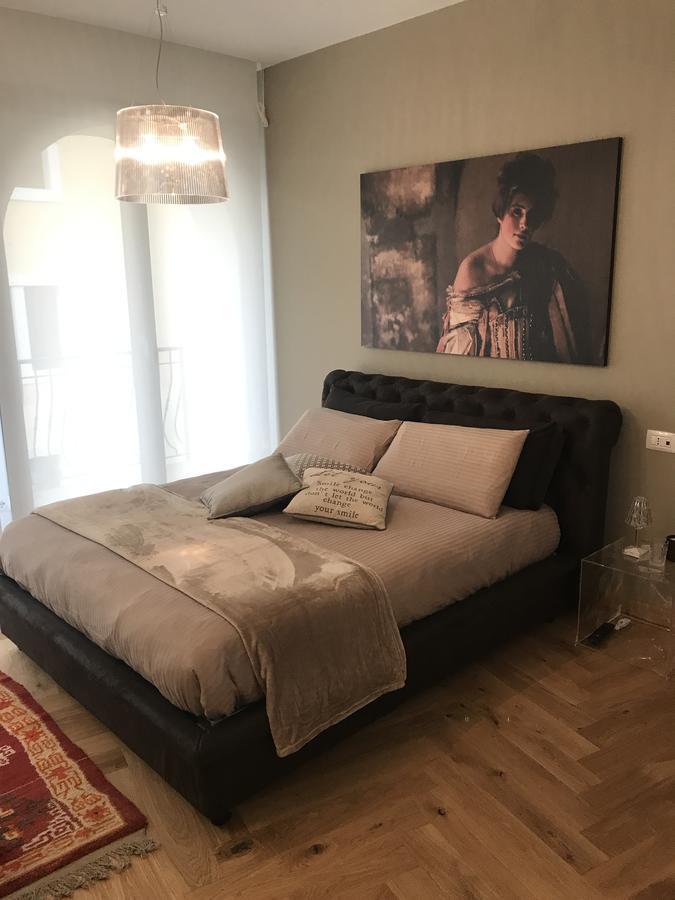 Suite La Castellana Torri Del Benaco Extérieur photo