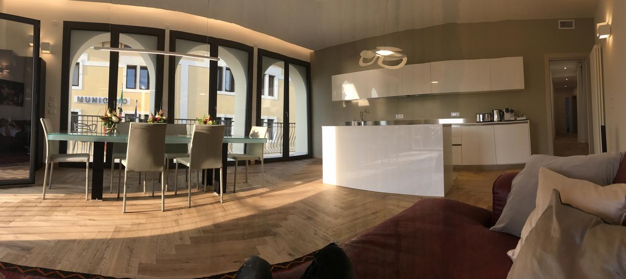 Suite La Castellana Torri Del Benaco Extérieur photo